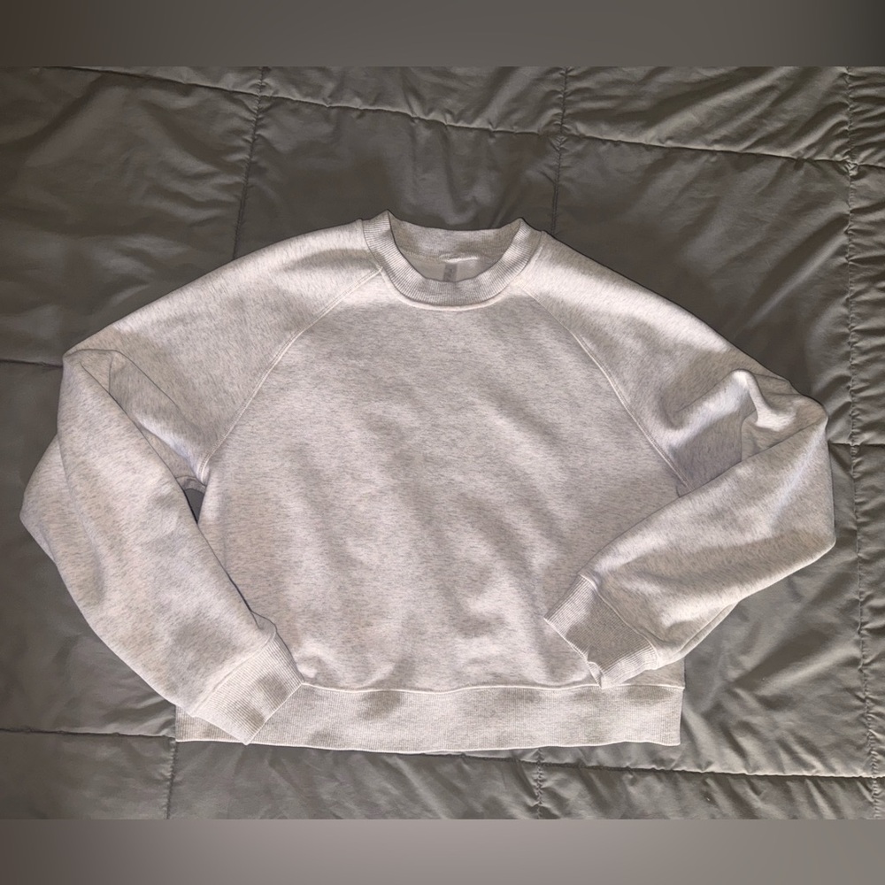 Fabletics size medium light gray crew neck sweatshirt